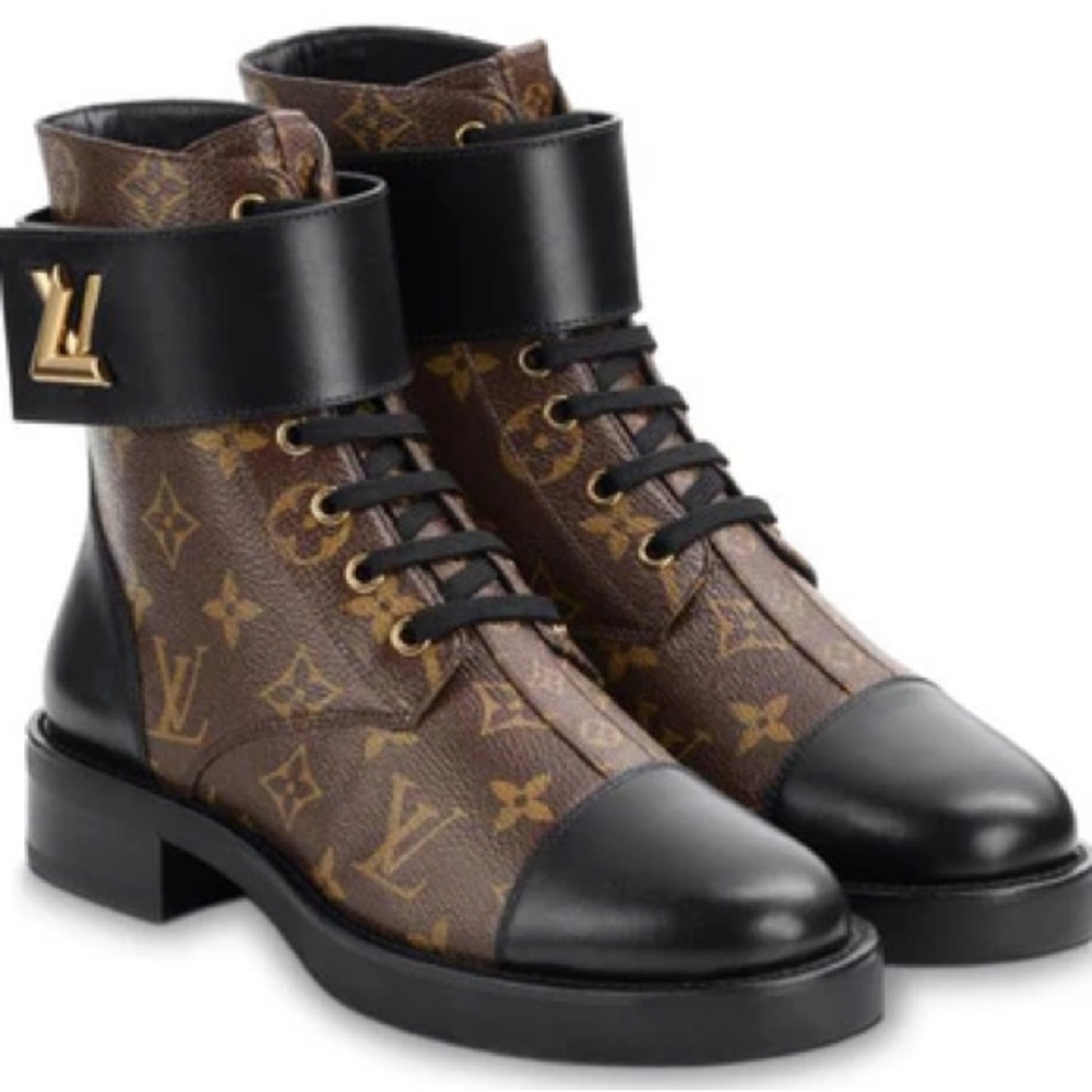 Louis Vuitton Women's Wonderland Flat Ranger Boots Monogram Canvas and Leather